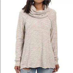 FREE PEOPLE XS/S Beach Cocoon Tunic Sweater Oatmeal Slouchy Boho Casual